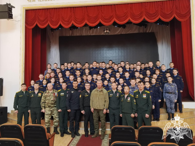 В Пермском военном институте Росгвардии прошел комплекс мероприятий, посвященный Дню Героев Отечества