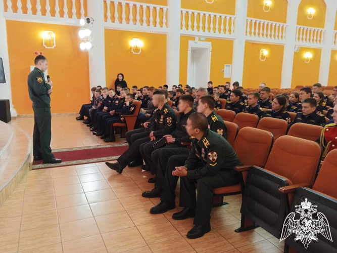 В Пермском военном институте Росгвардии прошел комплекс мероприятий, посвященный Дню Героев Отечества