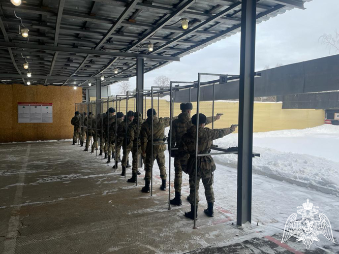 В Пермском военном институте прошел чемпионат по военно-спортивному многоборью (зимнему офицерскому троеборью)