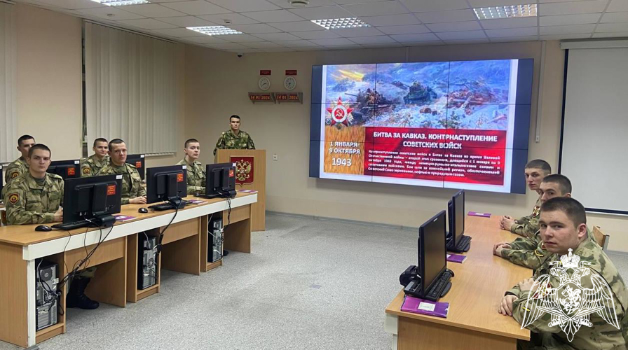 На факультете связи проведено военно-политическое информирование, посвященное важному событию в военной истории России