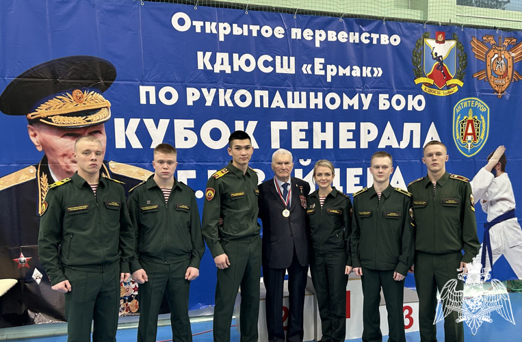 Военнослужащие Пермского военного института приняли участие в Межрегиональном турнире по самообороне «Кубок имени Героя Советского Союза генерал-майора Г.Н. Зайцева»