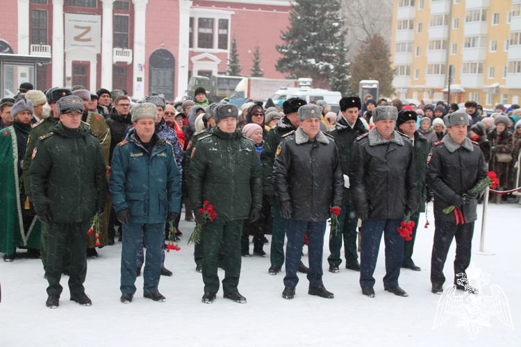 Военнослужащие  Пермского военного института Росгвардии почтили память погибших защитников Ленинграда