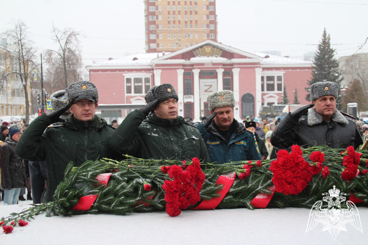 Военнослужащие  Пермского военного института Росгвардии почтили память погибших защитников Ленинграда