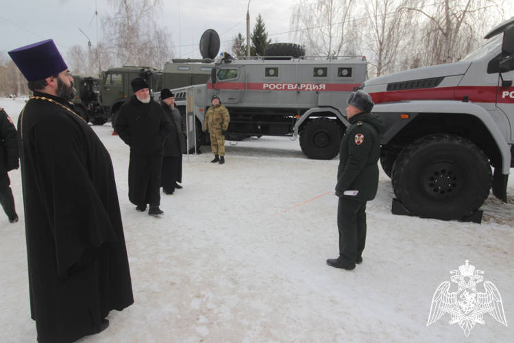 В Пермском военном институте представители Московского Патриархата Русской Православной Церкви провели занятия по духовно-нравственному воспитанию