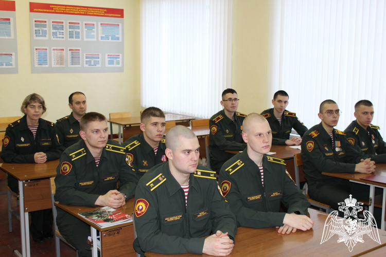 В Пермском военном институте проведён обмен опытом изучения военной истории России, раскрывающей героические будни Сталинградской битвы