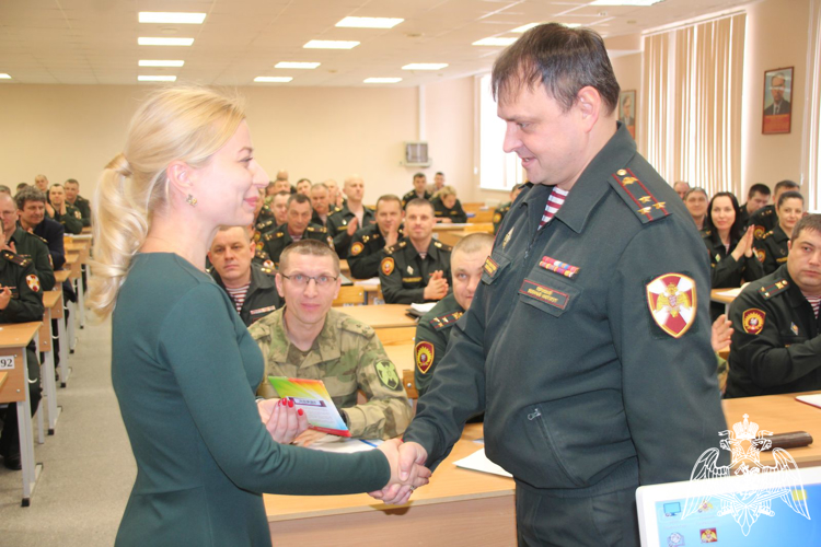 В честь празднования Дня российской науки в Пермском военном институте состоялось награждение личного состава