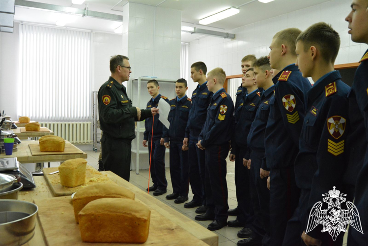 20 февраля 2024 года профессорско-преподавательский состав кафедры продовольственного и вещевого обеспечения факультета (тыла) принял участие в проведении научно-практической конференции