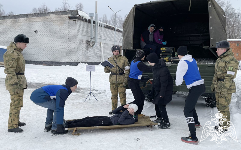 Военнослужащие Пермского военного института обеспечили 25-ую юбилейную традиционную военно-спортивную эстафету «Ратник» на стадионе «Гайва» города Перми
