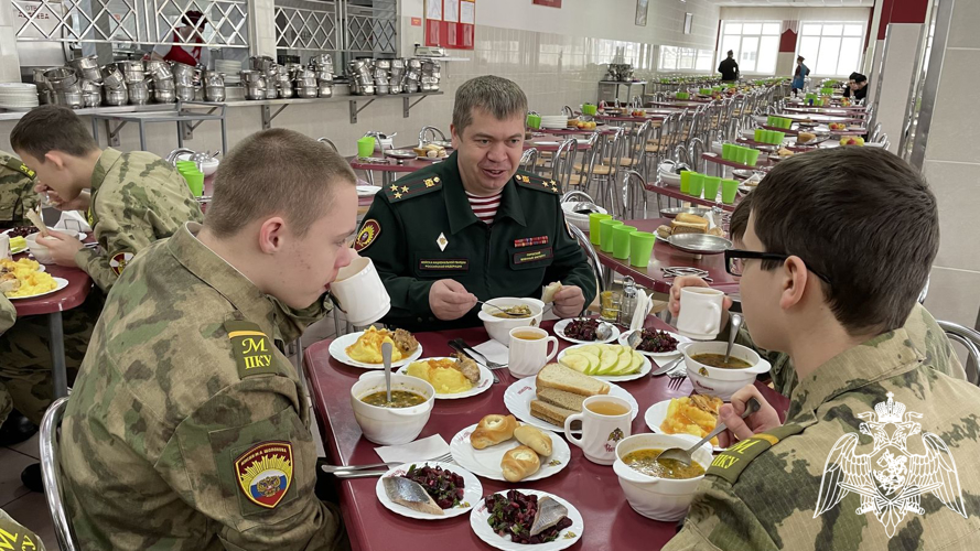 Пермский военный институт посетили кадеты Московского президентского кадетского училища имени М.А. Шолохова войск национальной гвардии Российской Федерации