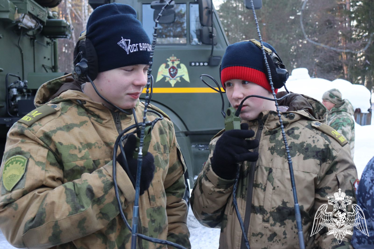 Преподавателями военного института проведены практические занятия с кадетами ППКУ