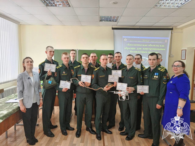 С курсантами факультета (кинологического) проведен круглый стол «Кинолог войск национальной гвардии – патриот своей страны»