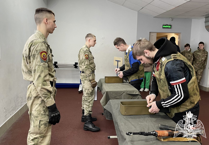 Военнослужащие Пермского военного института обеспечили 25-ую юбилейную традиционную военно-спортивную эстафету «Ратник» на стадионе «Гайва» города Перми