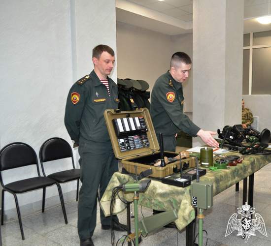 Военнослужащие Пермского военного института приняли участие в «Ярмарке вакансий. Образование. Карьера. Успех»