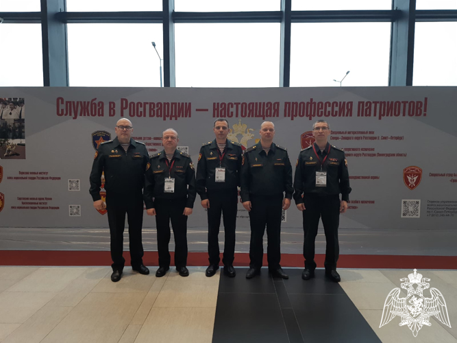 С 3 по 5 апреля 2024 года в городе Санкт-Петербурге проводилась выставка «ЭКСПО ТЕХНО СТРАЖ», в которой приняли участие военнослужащие Пермского военного института