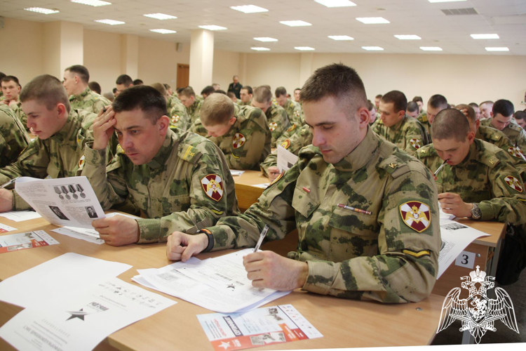 Военнослужащие Пермского военного института приняли участие в Международной акции «Диктант Победы»