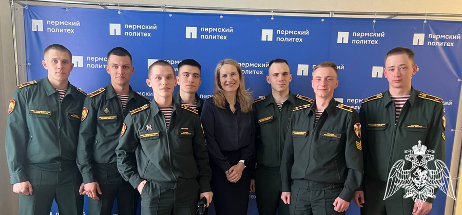 Курсанты Пермского военного института приняли участие в студенческой олимпиаде «Луч в науку»