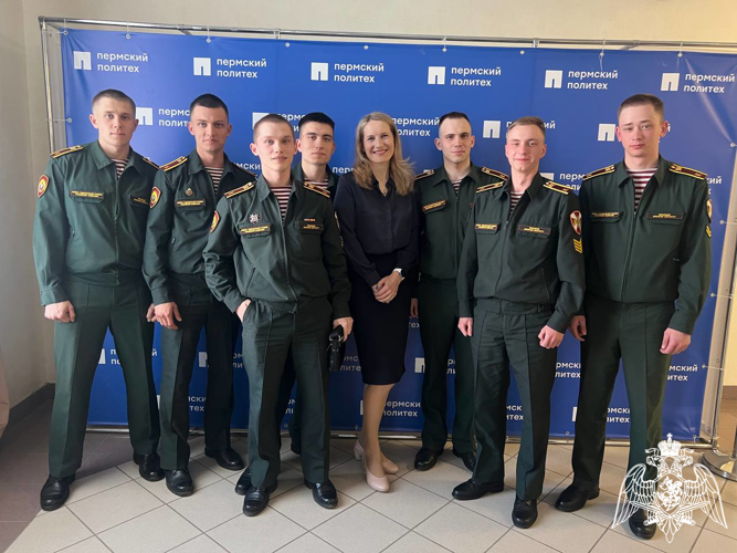 Курсанты Пермского военного института приняли участие в студенческой олимпиаде «Луч в науку»