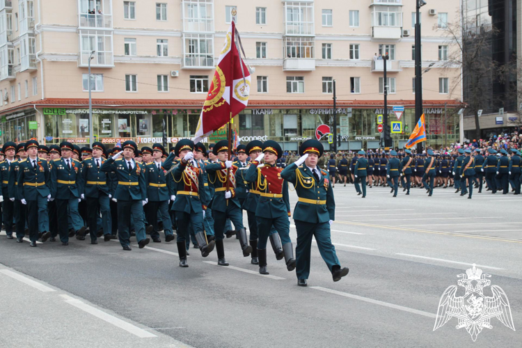 ВОЕННОСЛУЖАЩИЕ ПЕРМСКОГО ВОЕННОГО ИНСТИТУТА ВОЙСК НАЦИОНАЛЬНОЙ ГВАРДИИ РОССИЙСКОЙ ФЕДЕРАЦИИ ПРИНЯЛИ УЧАСТИЕ В ПАРАДЕ ПОБЕДЫ НА ОКТЯБРЬСКОЙ ПЛОЩАДИ ГОРОДА ПЕРМИ