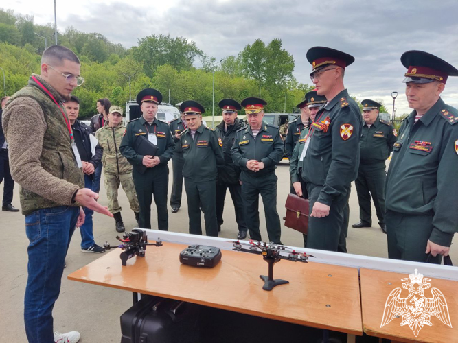 В Нижнем Новгороде состоялась выставка «День передовых технологий обеспечения безопасности личности, общества и государства», в которой приняли участие офицеры Пермского военного института