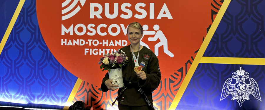 Военнослужащая Пермского военного института приняла участие в этапе Кубка Мира по рукопашному бою