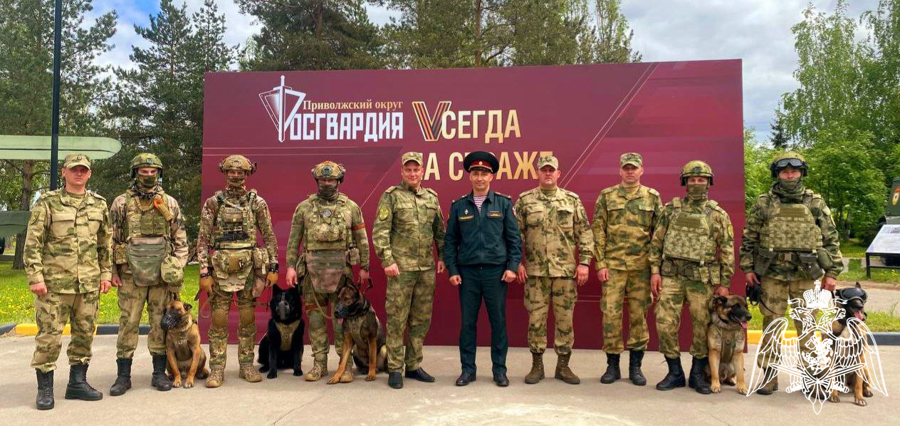 В Нижнем Новгороде состоялась выставка «День передовых технологий обеспечения безопасности личности, общества и государства», в которой приняли участие офицеры Пермского военного института