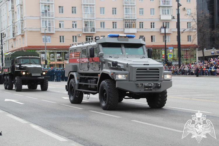 ВОЕННОСЛУЖАЩИЕ ПЕРМСКОГО ВОЕННОГО ИНСТИТУТА ВОЙСК НАЦИОНАЛЬНОЙ ГВАРДИИ РОССИЙСКОЙ ФЕДЕРАЦИИ ПРИНЯЛИ УЧАСТИЕ В ПАРАДЕ ПОБЕДЫ НА ОКТЯБРЬСКОЙ ПЛОЩАДИ ГОРОДА ПЕРМИ