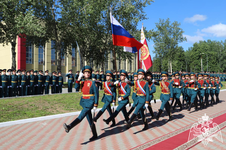 В Пермском военном институте Росгвардии состоялся 38-й выпуск офицеров