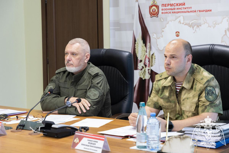 Заместители директора Росгвардии генерал-полковник Алексей Воробьев и генерал-полковник Владислав Ершов посетили Пермский военный институт войск национальной гвардии Российской Федерации