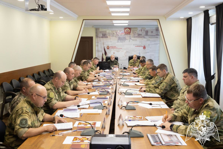 Заместители директора Росгвардии генерал-полковник Алексей Воробьев и генерал-полковник Владислав Ершов посетили Пермский военный институт войск национальной гвардии Российской Федерации