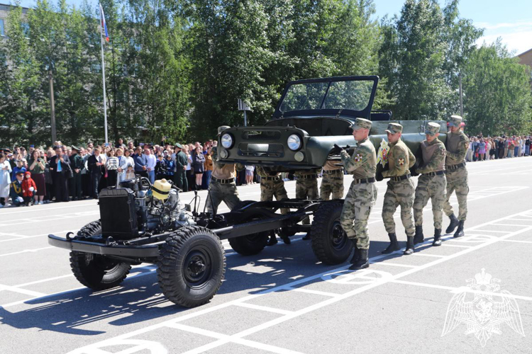 В Пермском военном институте Росгвардии состоялся 38-й выпуск офицеров