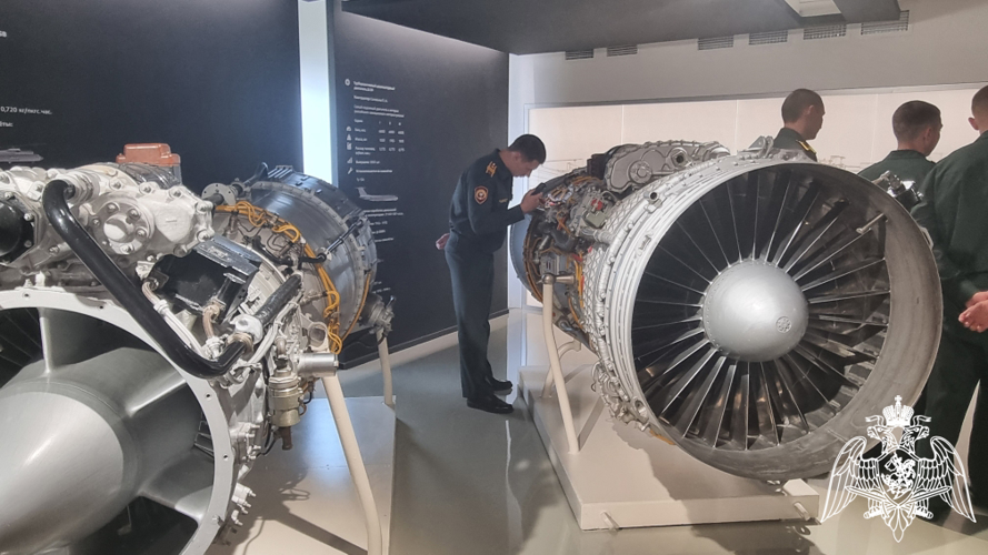 22 и 29 мая 2024 года курсанты факультета (технического обеспечения) Пермского военного института в рамках изучения дисциплины кафедры гуманитарных и социальных наук посетили музей завода АО «ОДК-Пермские моторы»