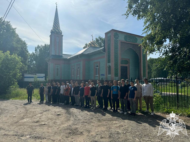 На факультете (связи) с абитуриентами проведено культурно-досуговое мероприятие