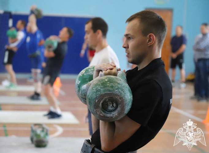 Военнослужащие Пермского военного института приняли участие в чемпионате ПКО ОГО ВФСО «Динамо» по гиревому спорту
