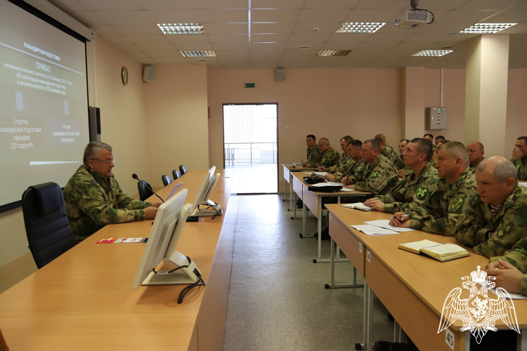 В Пермском военном институте проведены инструкторско-методические занятия с руководителями учебных групп командирской подготовки и их заместителями