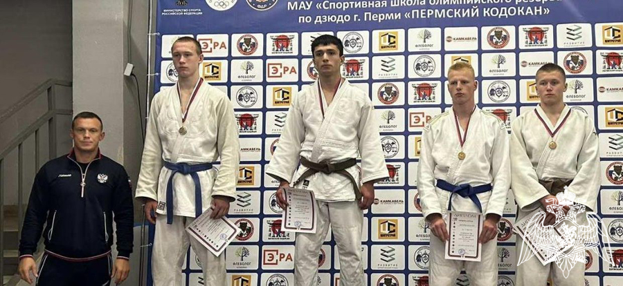 Военнослужащие Пермского военного института приняли участие в первенстве Пермского края по дзюдо