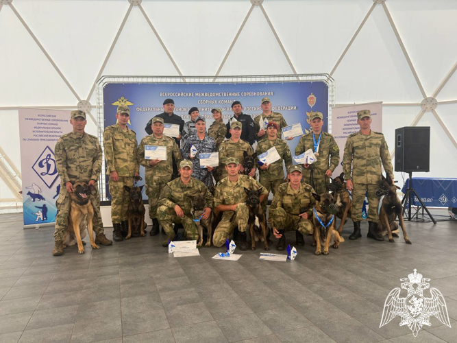 Военнослужащие учебного комплекса факультета (кинологического) приняли участие во Всероссийских соревнованиях по многоборью кинологов