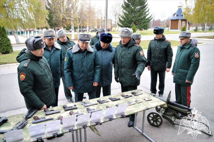 Делегация из Казахстана посетила Пермский военный институт Росгвардии