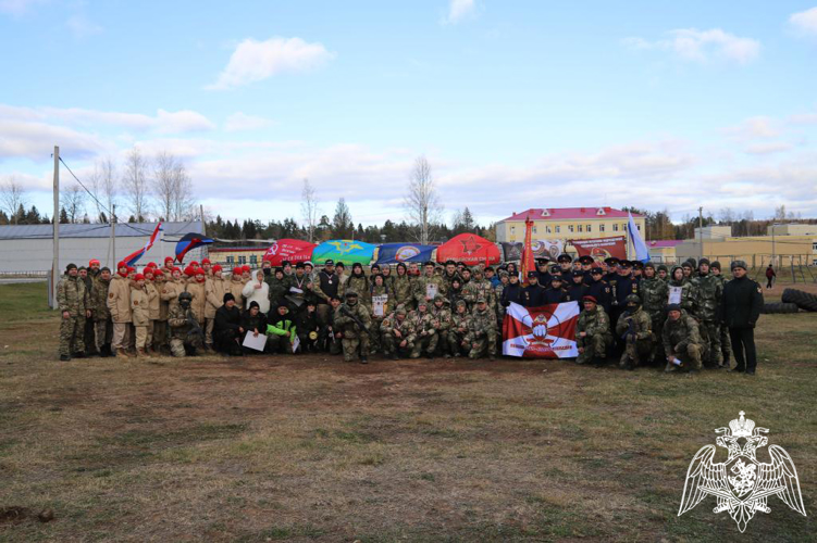 В Пермском военном институте прошел фестиваль подразделений регионального отделения детско-юношеского военно-патриотического движения «Гвардейская смена» Пермского края