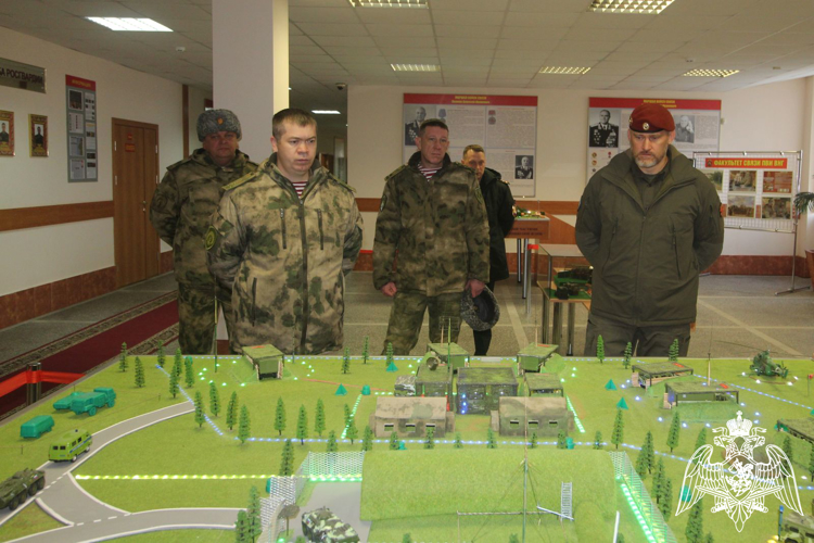 Пермский военный институт посетил Герой России начальник Саратовского военного ордена Жукова Краснознаменного института ВНГ РФ полковник Белоглазов Александр Михайлович