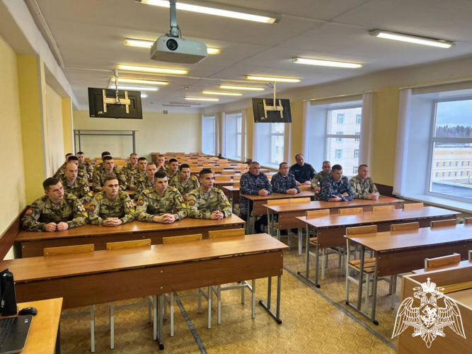 В Пермском военном институте проведен круглый стол по теме «Особенности организации артиллерийско-технического обеспечения ВНГ РФ»