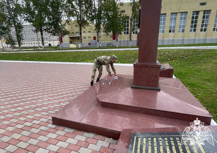 Пермский военный институт принял участие во Всероссийском экологическом субботнике, проводимом Общероссийским экологическим общественным движением «Зеленая Россия»