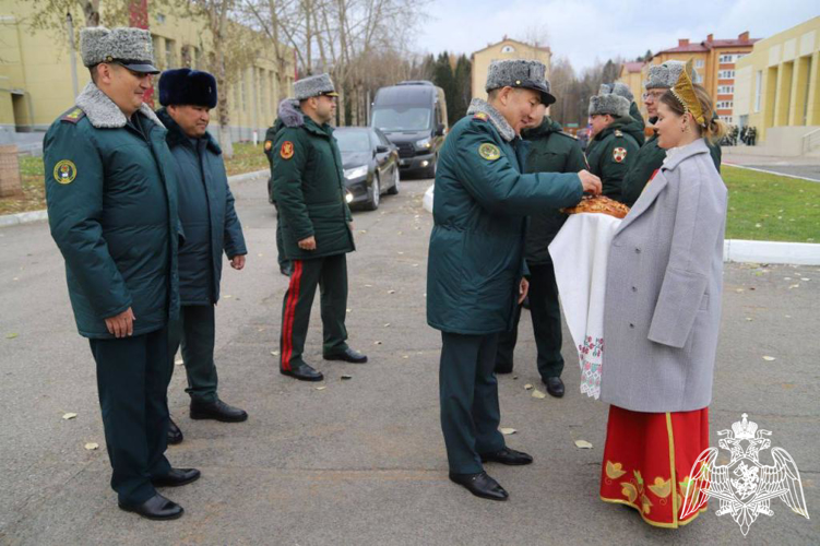 Делегация из Казахстана посетила Пермский военный институт Росгвардии
