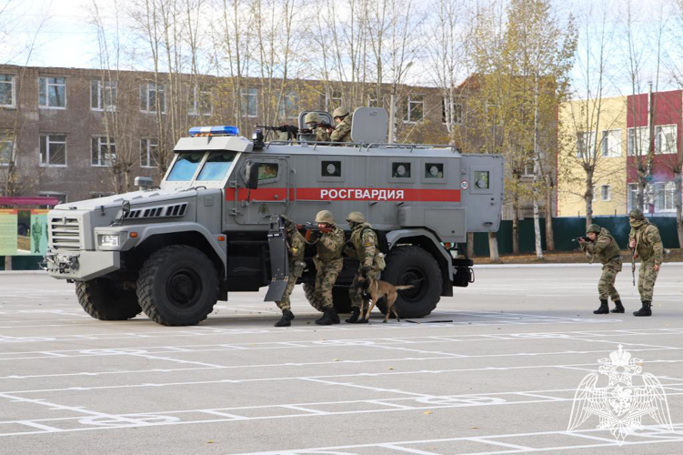 В Пермском военном институте прошел фестиваль подразделений регионального отделения детско-юношеского военно-патриотического движения «Гвардейская смена» Пермского края