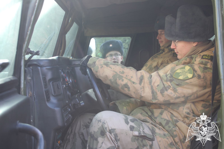 Профориентационная экскурсия для кадет в Пермском военном институте войск национальной гвардии Российской Федерации