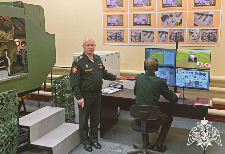 В Пермском военном институте прошла апробация тренажера вождения бронетранспортера БТР 82-А АО «Ситроникс КТ»