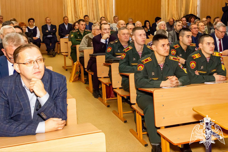 Курсанты факультета (ракетно-артиллерийского вооружения) приняли участие в XI Всероссийской научно-практической конференции «Калашниковские чтения»