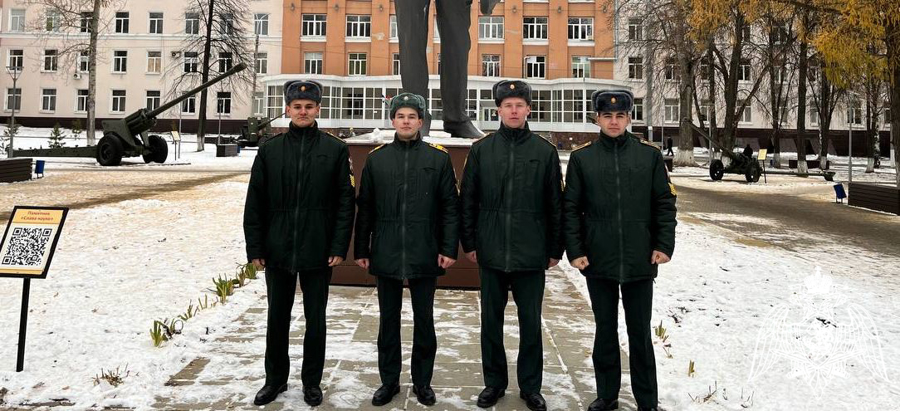 Курсанты факультета (ракетно-артиллерийского вооружения) приняли участие в XI Всероссийской научно-практической конференции «Калашниковские чтения»