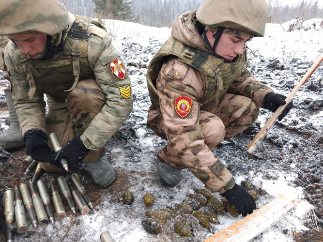 С курсантами Пермского военного института проведена учебная практика (в проведении взрывных работ)