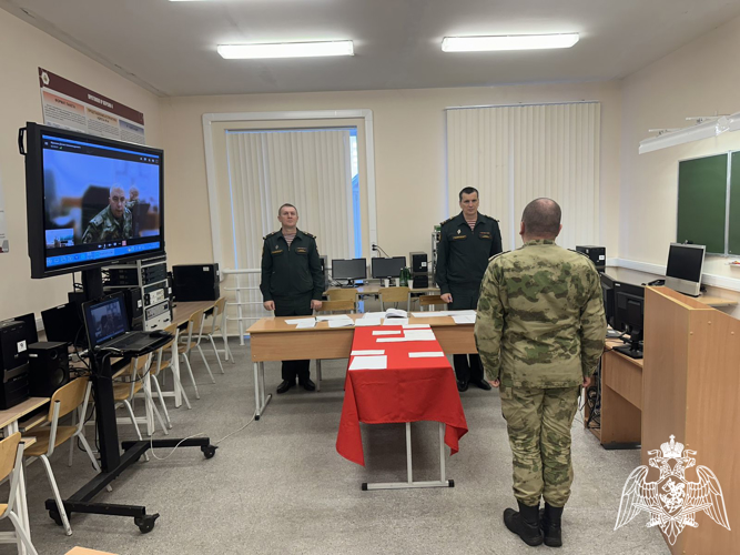 В Пермском военном институте слушатели курсов повышения квалификации прошли обучение и успешно сдали междисциплинарный экзамен