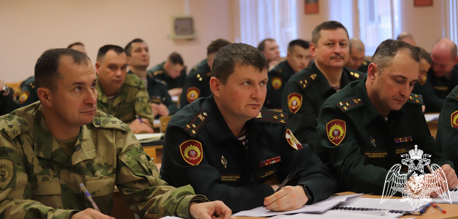 Проведение круглого стола в Пермском военном институте